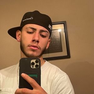 Meet your Posher, Alejandro